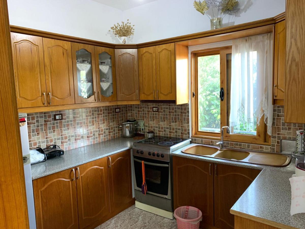 Albi'S Guesthouse Ксамил Екстериор снимка