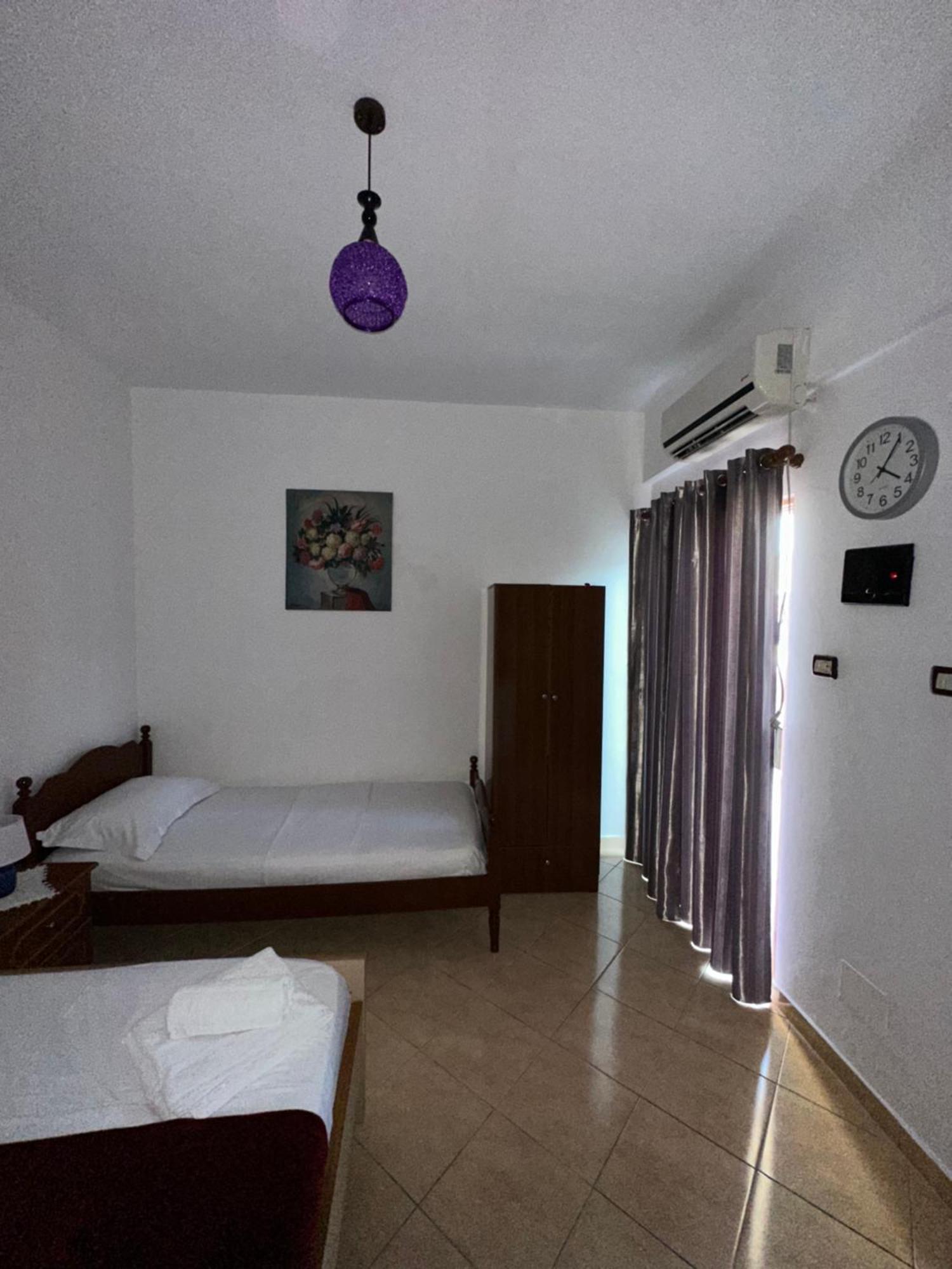 Albi'S Guesthouse Ксамил Екстериор снимка
