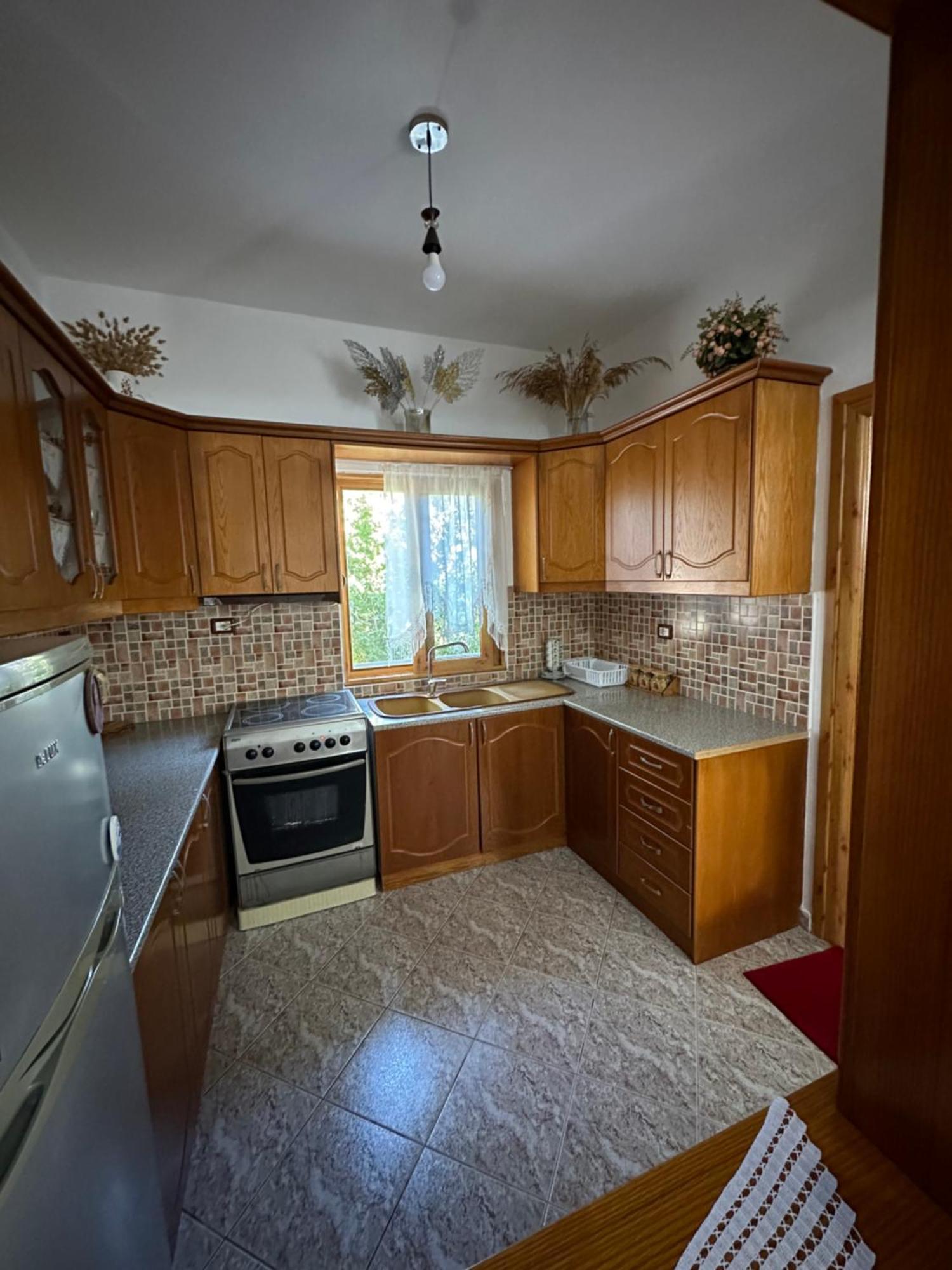 Albi'S Guesthouse Ксамил Екстериор снимка